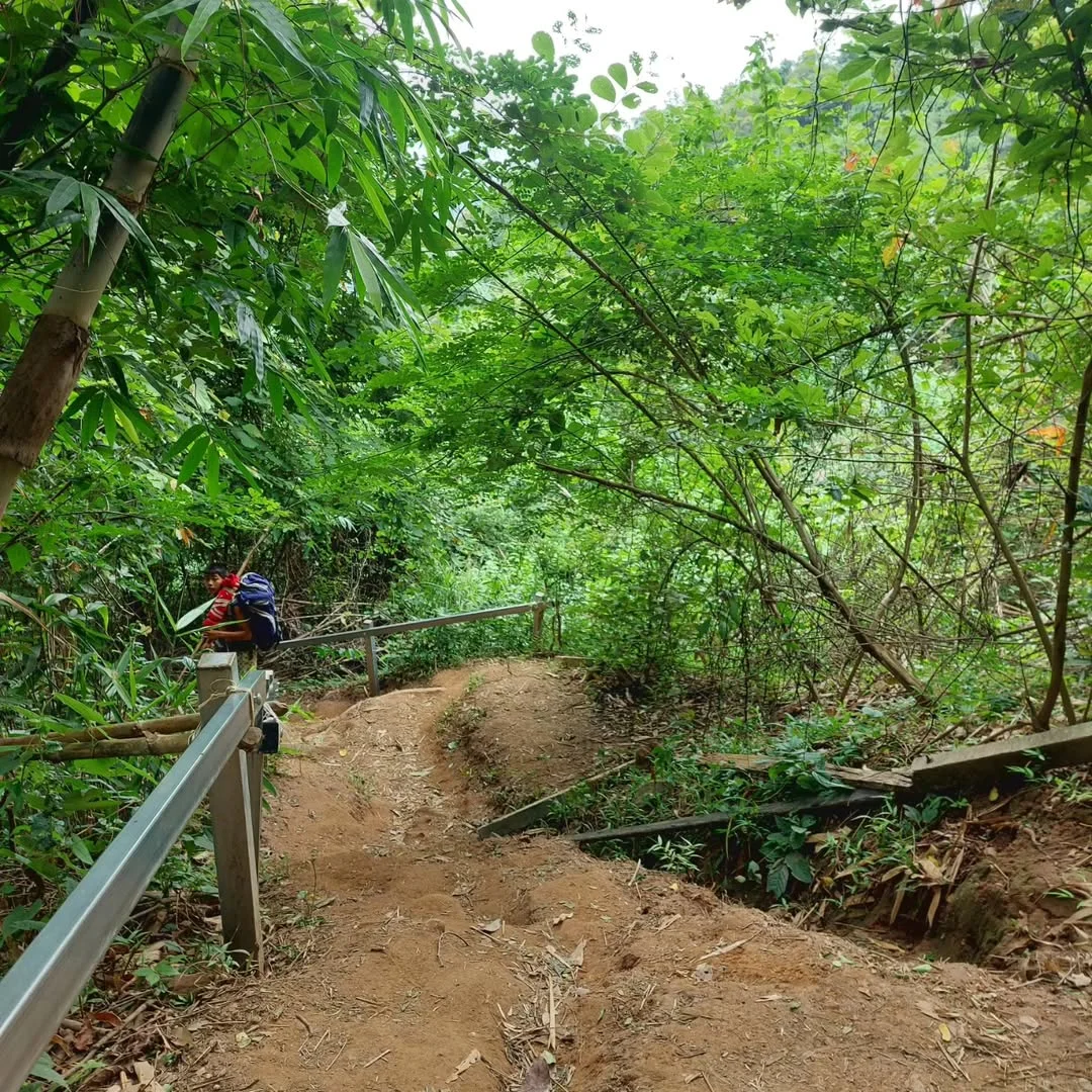 เส้นทางเขาหลวงสุโขทัย