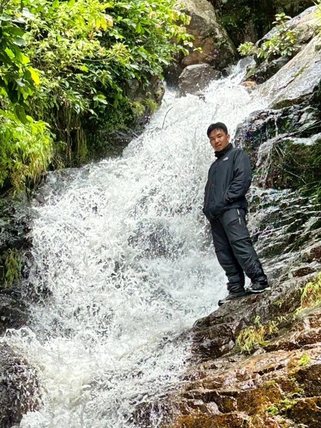 ลานกางเต็นท์โกรกอีดก